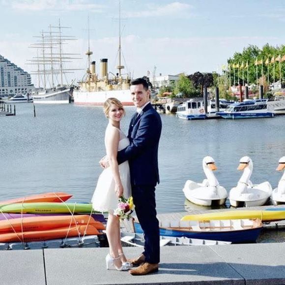 Meet your Posher, Sarah - Picture 1 of 1